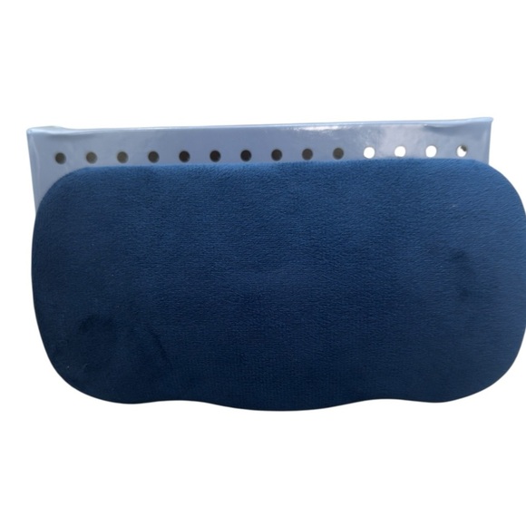 NWT Gucci Navy Velvet Eyewear Case 2 - Picture 3 of 3